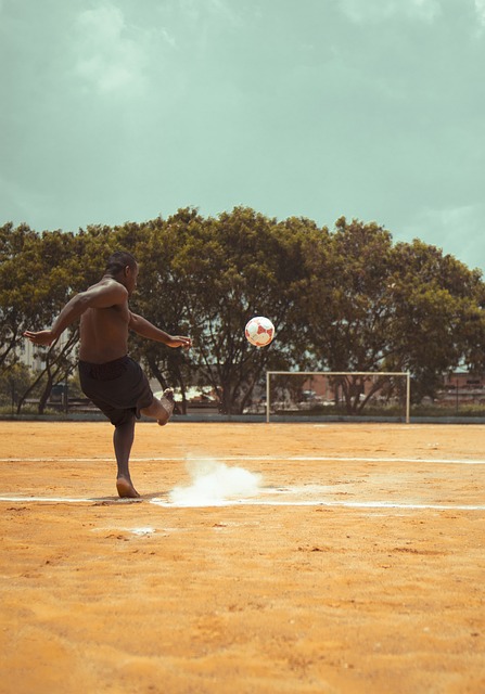 略调整是竞 略调整是竞