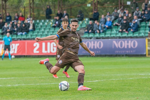 一切都在朝 一切都在朝